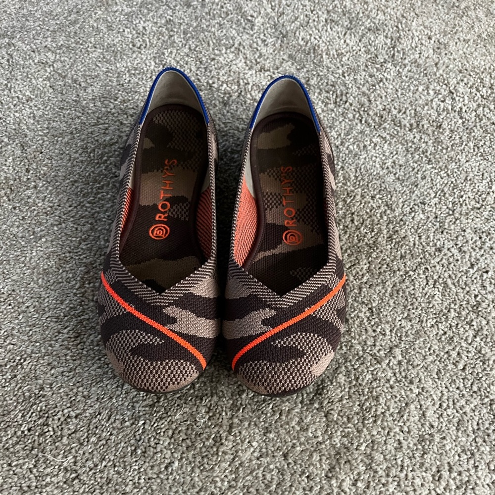Rothys Flats